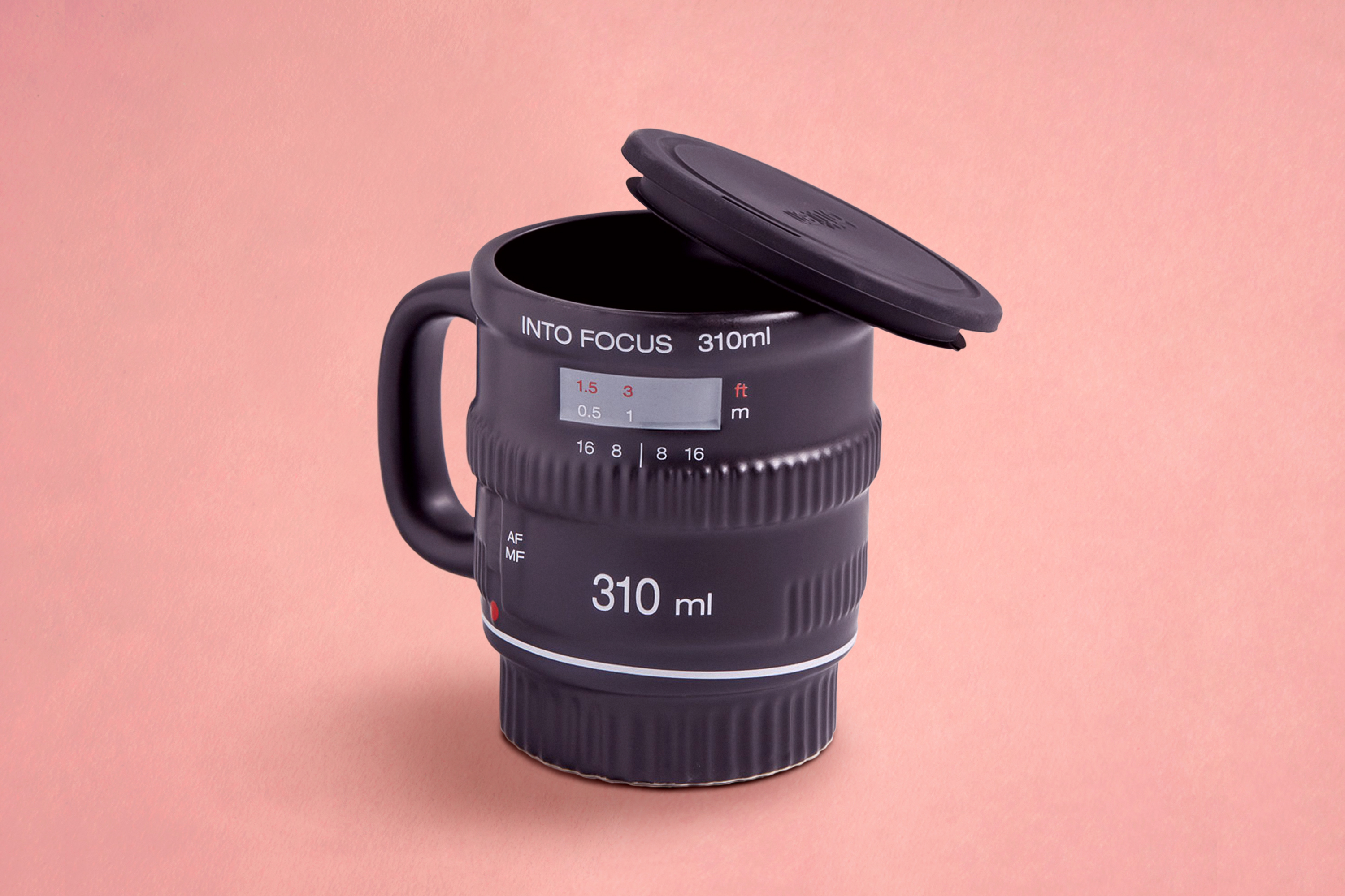 A unique camera mug for your coffee and tea